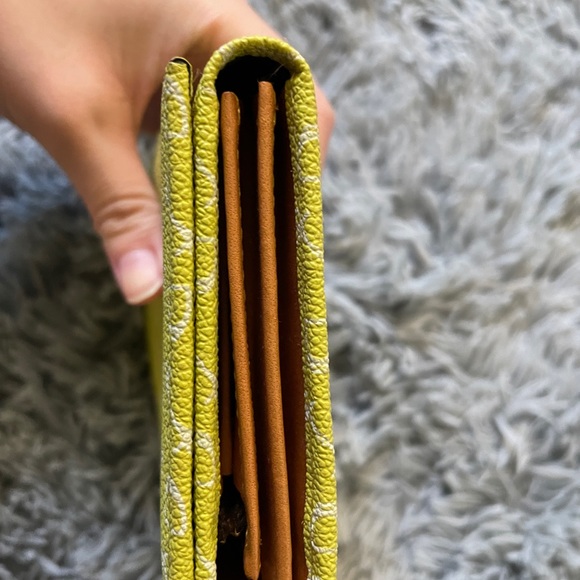 Design Wallet - Picture 6 of 7